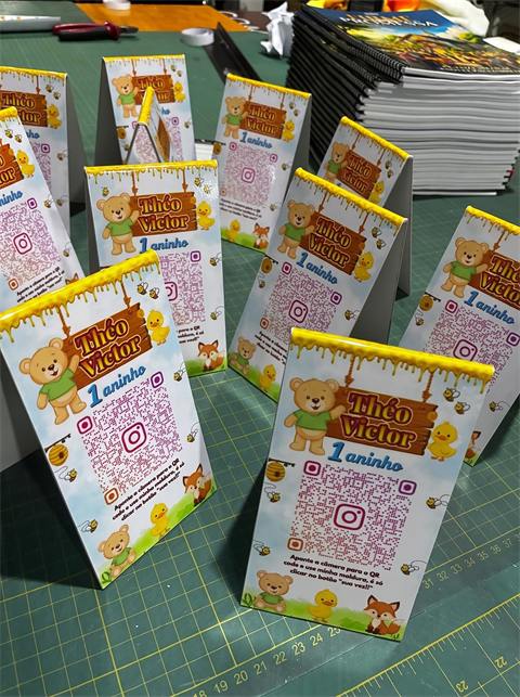 Displays de mesa para aniversário